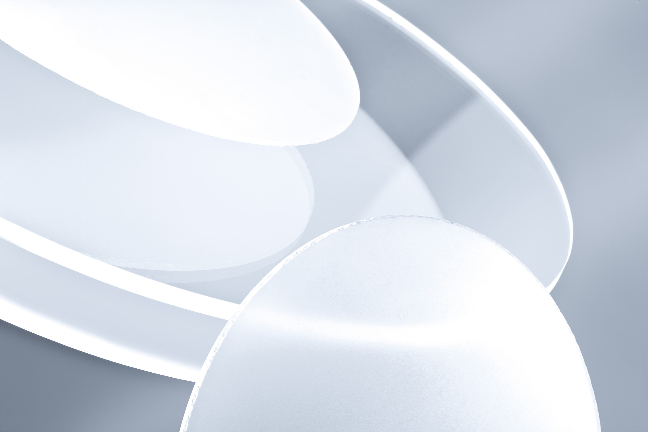 Quartz Plates A variety of sizes and qualities of thin quartz discs and plates